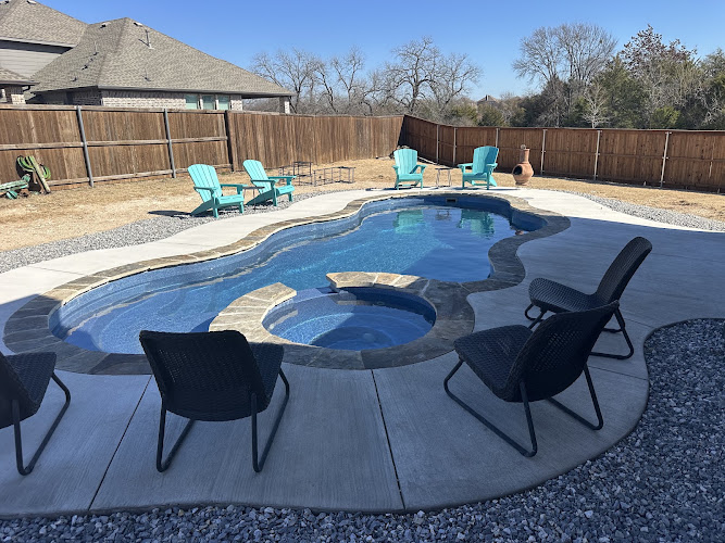 BlueLux Pools in Irving