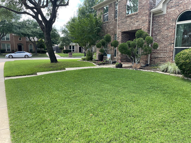 Paul's Fertilization & Weed Control in Keller
