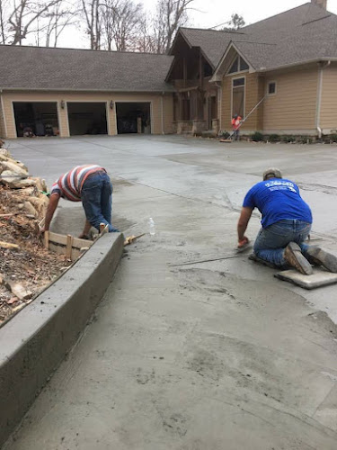 La Ross and Son Construction in Mansfield