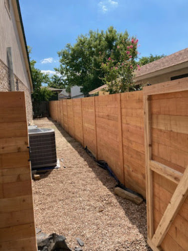 Buzz Custom Fence in Granbury