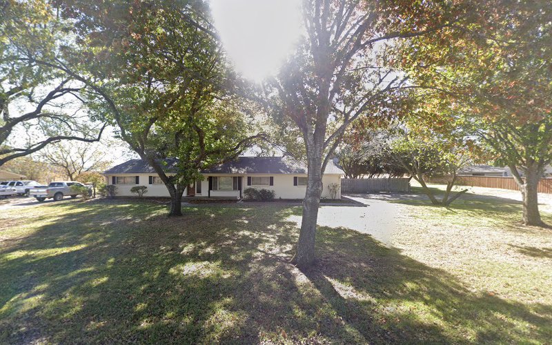 Brookside Landscape & Tree service in Waxahachie