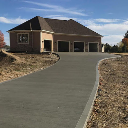 Flower Mound Solid Driveway Concrete Services in Flower Mound
