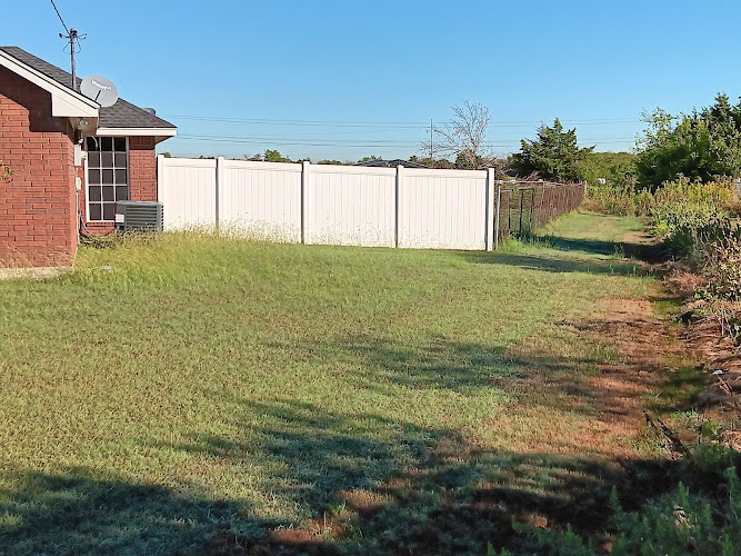 Amen Fencing And Remodeling in Ferris