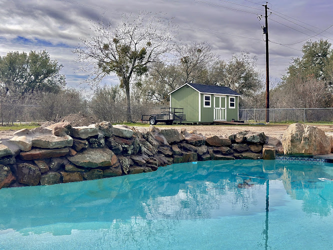 Remington Luxury Pools in Cresson