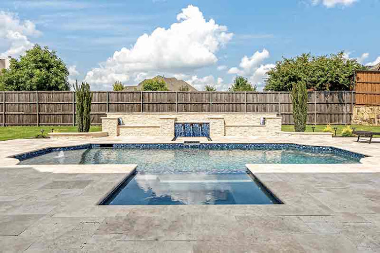 Venture Custom Pools Company in Frisco