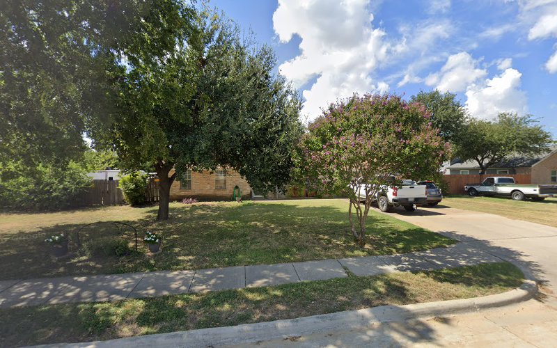 J R Mowing Services in Irving