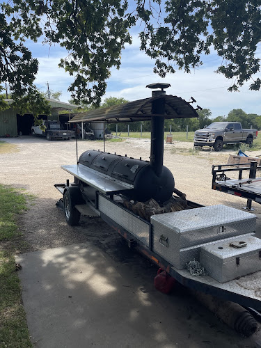 AAA Tree Trimming & Firewood Farm Cleburne in Cleburne