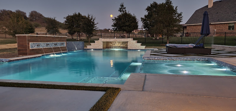Blue Diamond Pools in Midlothian