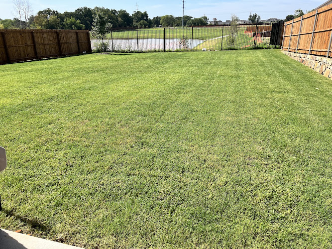 North Texas Mow & Weed Control in Aubrey