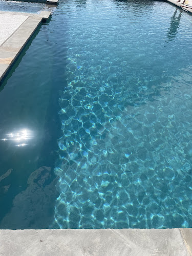 Bonnie & Clydes Pools and Spas in Decatur