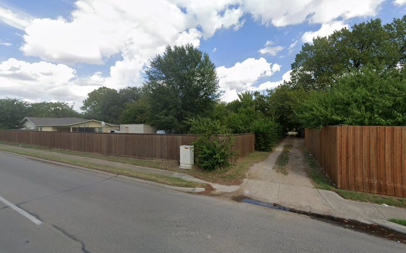 Aquarius Pool Services in Irving