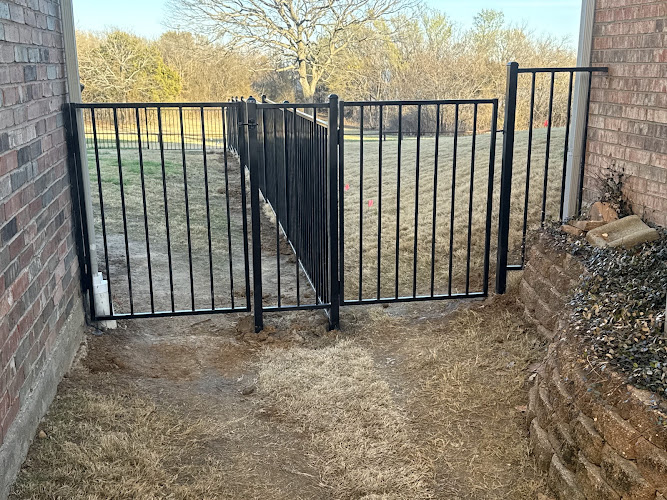 Roberts Fencing & Iron Works in Princeton
