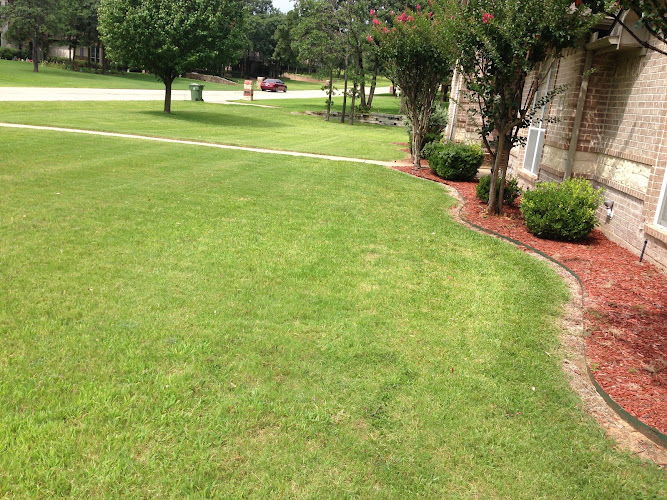 Lawn Claw in Alvarado