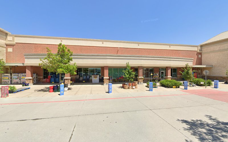 Little Elm Full Pool Cleaning in Little Elm