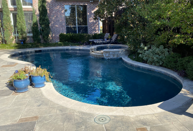 Compass Pool Service in Melissa