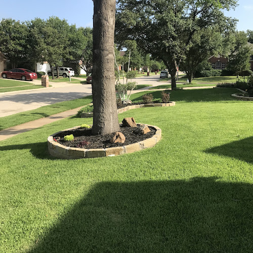 Three Kings Grounds Keeping in Lake Dallas