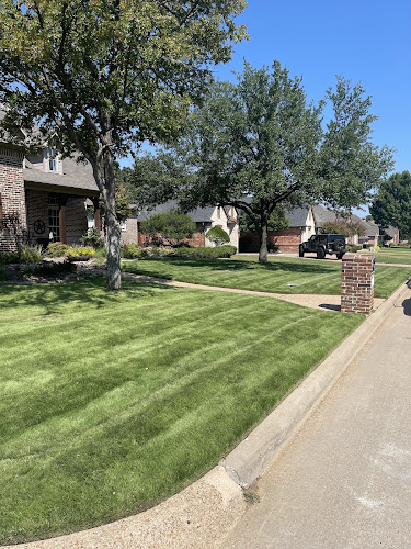 Double V Landscaping in Mansfield