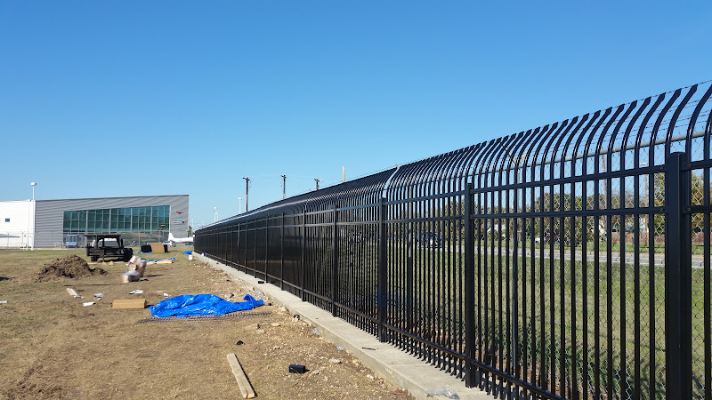 Llano Fence Company, LLC in Mesquite