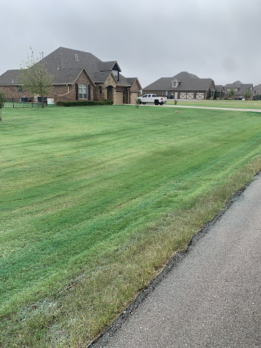 Sykes Turf Management in Howe
