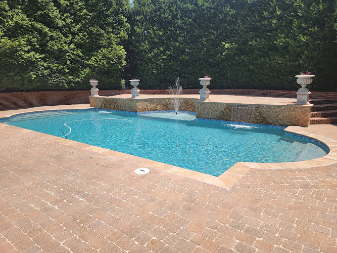 Sunny Side Pools in Bedford