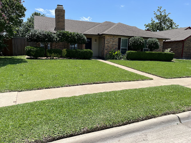 Frankly Lawns in Haltom City