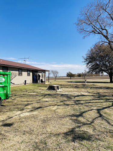 Old Country Tree Service in Whitesboro
