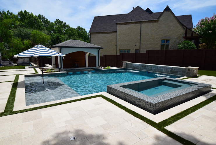 Emerald Custom Pools in Saginaw