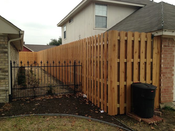 Acme Fence Services, Inc. in Haltom City