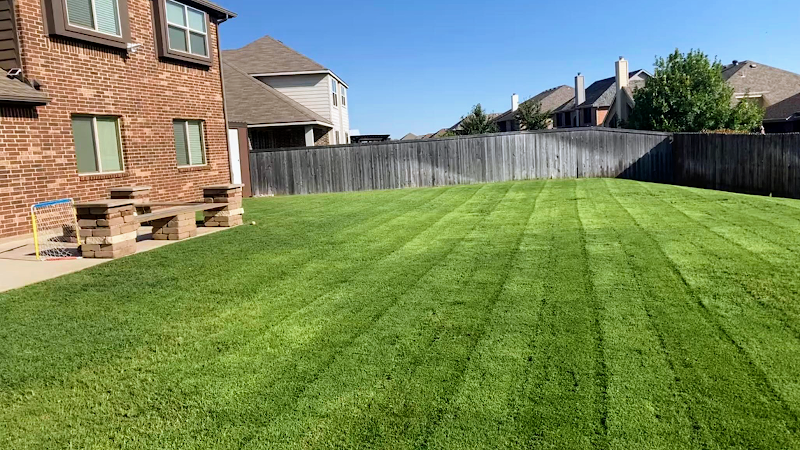Lawn Care Junkies in Aubrey
