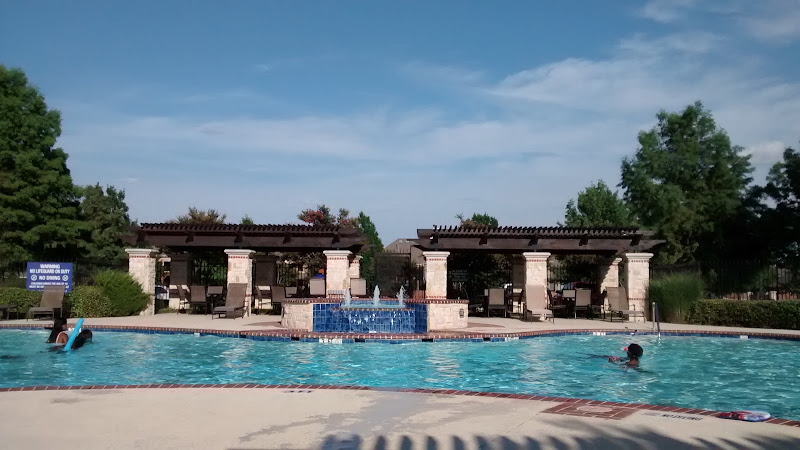 Grand Peninsula Owners Association Main Pool in Grand Prairie