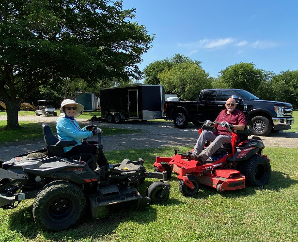 RKS MASTER LAWN CARE in Midlothian