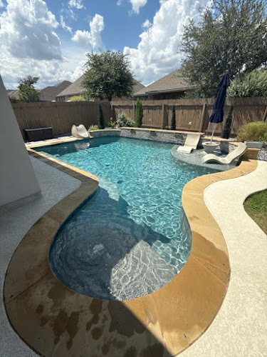 Pool Maintenance Services of Lewisville in Lewisville