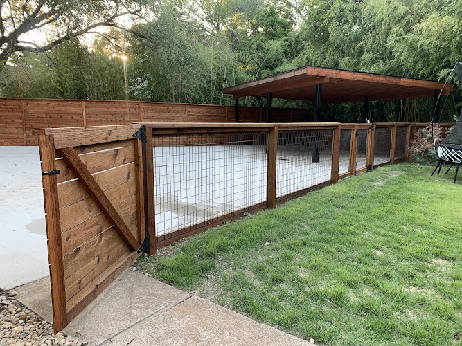 Estrada Fencing & Outdoor Living Dallas in Dallas