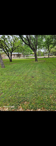 Z's Lawn Care in Midlothian