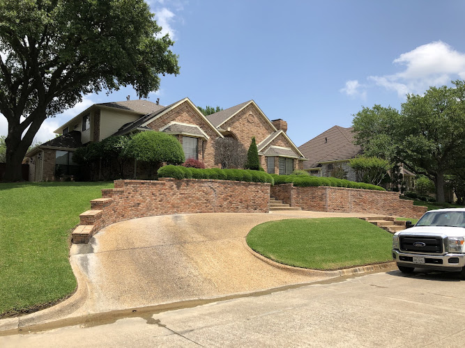 Patient Gardener in Royse City
