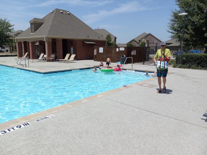 Villages of Melissa HOA Pool in Melissa