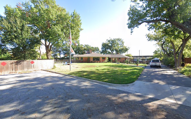 Neighborhood Landscape & Patio in Grapevine