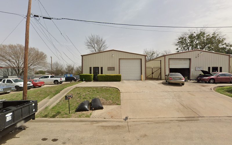 M & C Quality Lawn Service in DeSoto