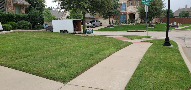 ABC Lawn Service in Crowley