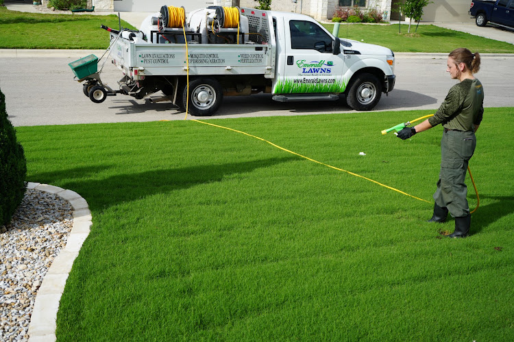 Emerald Lawns - Euless Lawn Care in Euless