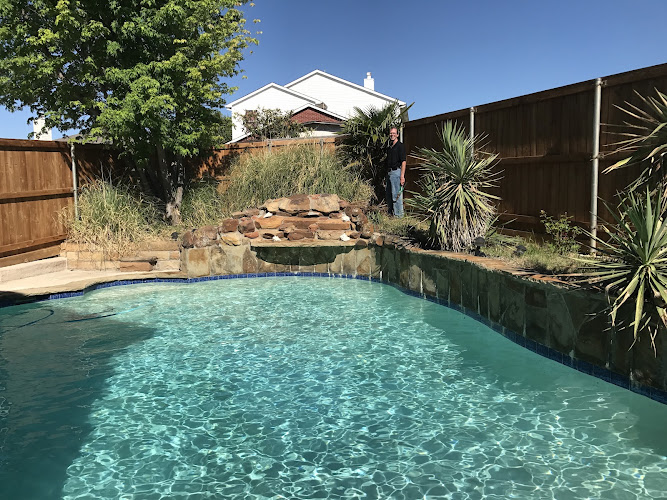 Liquidus Pool Services in Dallas
