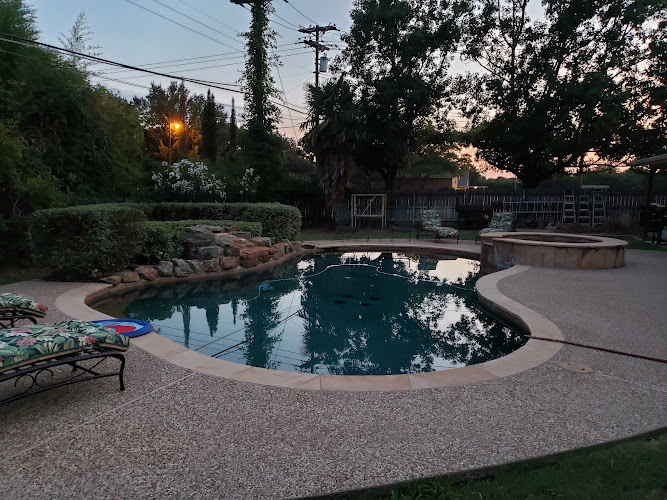 Supreme Pools in Cleburne