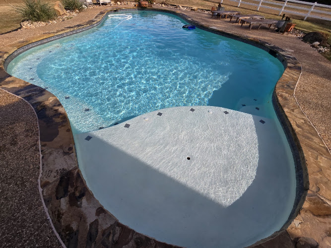 Ulloa's Pool Care & Remodeling in Grand Prairie