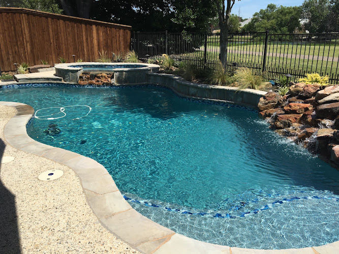 Starfish Pool Services in Plano