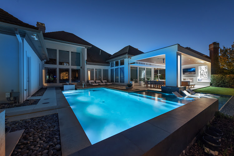 Pool Environments Inc in Plano