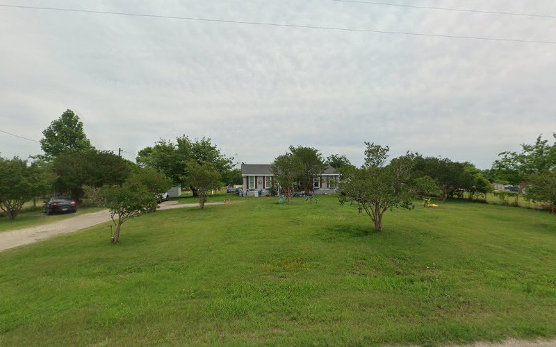 Bakers Lawn Service in Kaufman