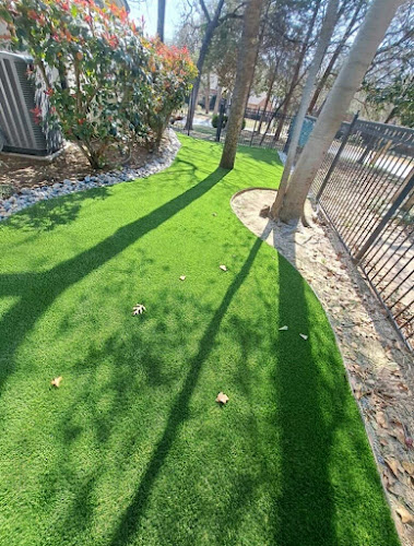 Dalworth Landscape Services in Arlington