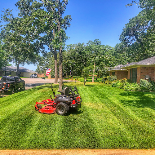 Clean Cut Yards & Commercial Landscaping in Sherman