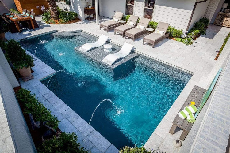 Pool Chlor in Garland