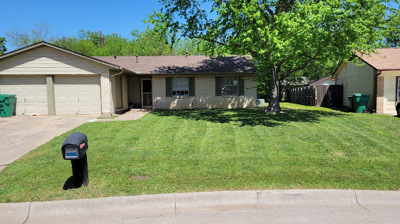 Cool Lawns in Aubrey